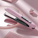 Prancha de cabelo rosa com display digital, ideal para alisar e modelar fios com precisão e estilo.